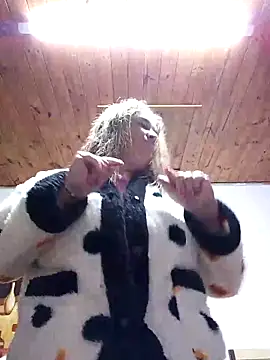 momismilf544 online show from 05/24/26, 05:01