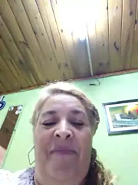 momismilf544 online show from 05/31/26, 10:44
