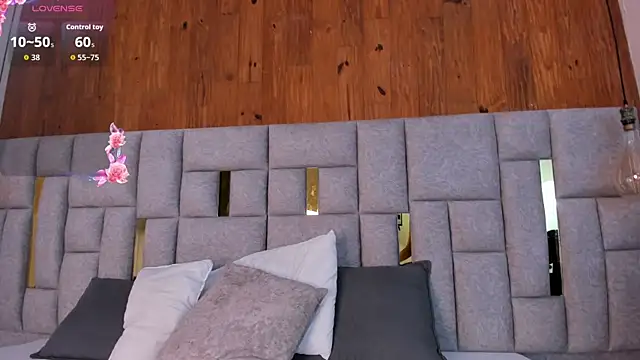 camilaa smith  online show from 03/29/26, 08:42