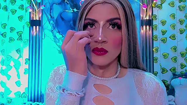Roxy alexa online show from 07/11/26, 02:47