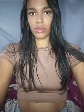 FlorSalvaje  online show from 03/28/26, 01:05