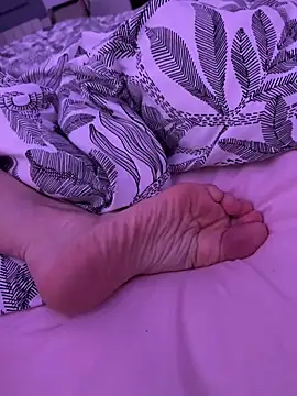 Snapshot of shymegirl chatting on 03/02/26, 11:22 shymegirl online show from 03/02/26, 11:22