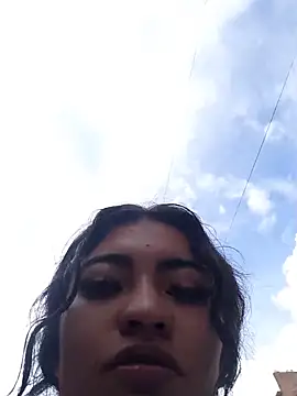 perla stone11 online show from 04/19/26, 07:49