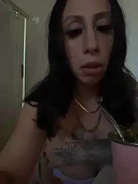 Snapshot of Tanitavip chatting on 03/01/26, 12:40 Tanitavip online show from 03/01/26, 12:40