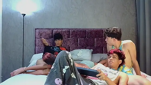 Bryan Santos z online show from 04/05/26, 11:57