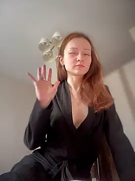 Snapshot of SadieSink_ chatting on 03/03/26, 12:55 SadieSink online show from 03/03/26, 12:55