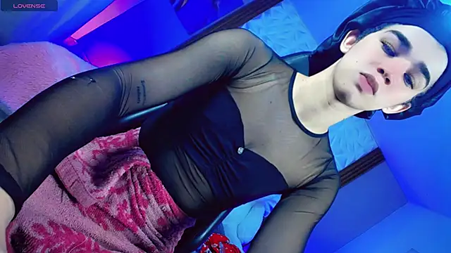 Sophiaa doll  online show from 07/14/26, 06:51