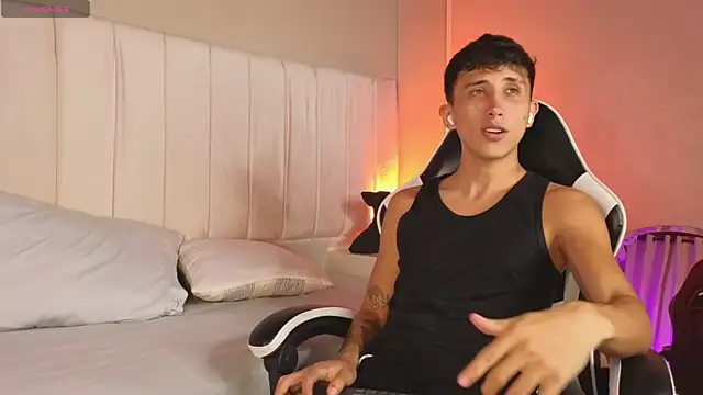 Rome cortes online show from 04/13/26, 07:30