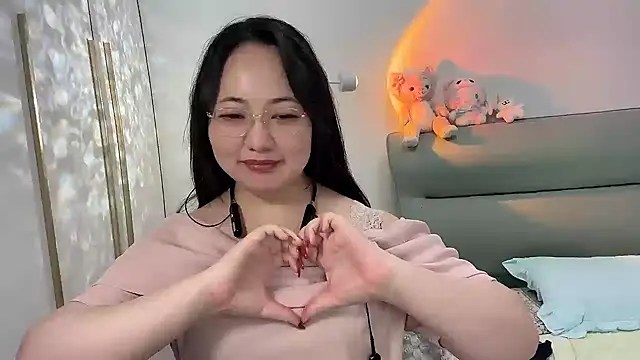 Snapshot of Susu-36E chatting on 06/17/26, 02:07 Susu-36E online show from 06/17/26, 02:07