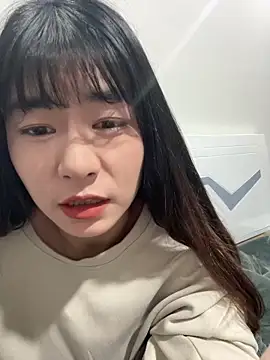 Snapshot of Approve005 chatting on 03/25/26, 01:28 Approve005 online show from 03/25/26, 01:28