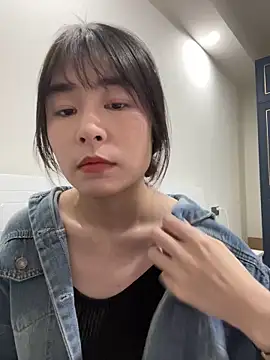 Snapshot of Approve005 chatting on 04/16/26, 03:13 Approve005 online show from 04/16/26, 03:13