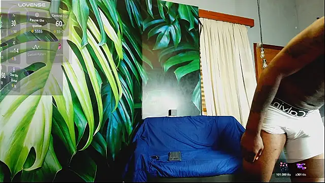 Snapshot of DarianWill18 chatting on 03/02/26, 02:47 DarianWill18 online show from 03/02/26, 02:47