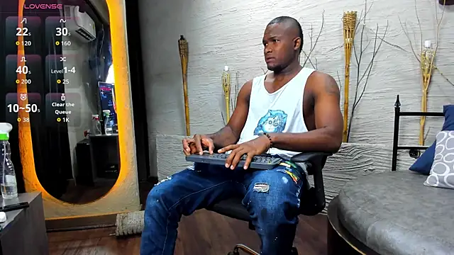 DarianWill18 online show from 03/31/26, 03:08