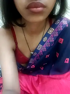 MAYA BED GIRL online show from 03/25/26, 04:24