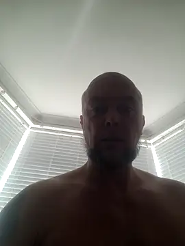 HornyDaddyMuscle online show from 04/10/26, 08:41
