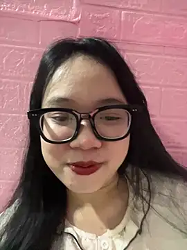 Leeeeiu online show from 05/22/26, 03:28