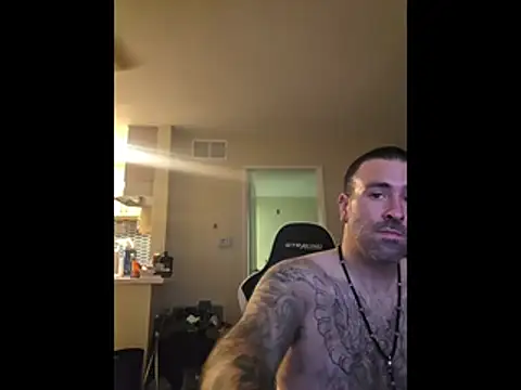 Biggbaddwulf7 online show from 07/26/26, 03:36