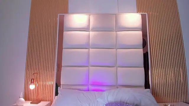 Megaan Rousee online show from 04/01/26, 01:41