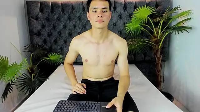 ZANE EVANS online show from 02/28/26, 01:12