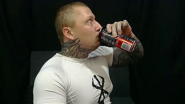 devilWithTats online show from 05/23/26, 07:56