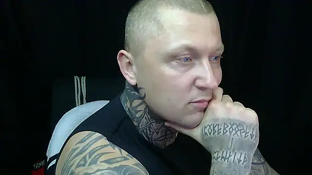 devilWithTats online show from 06/01/26, 01:57