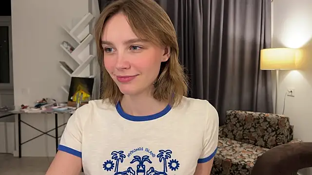 Lolatatee online show from 05/17/26, 05:20
