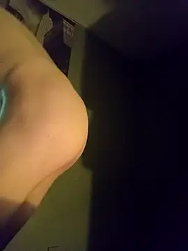 Ajjjjhughes online show from 04/14/26, 10:27