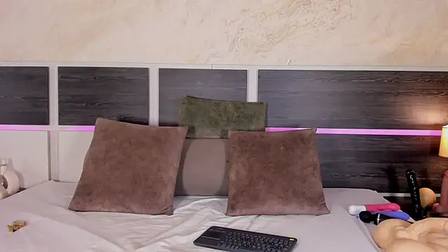 Natalia Cruzz online show from 03/29/26, 09:26