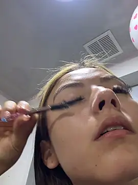   Nahomy online show from 03/06/26, 11:28