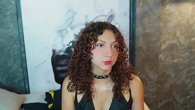 Mia and Belmonth online show from 04/07/26, 07:03