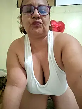 Roxy 77 online show from 03/04/26, 02:39