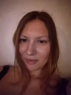 Snapshot of August_Shine chatting on 04/07/26, 06:19 August Shine online show from 04/07/26, 06:19