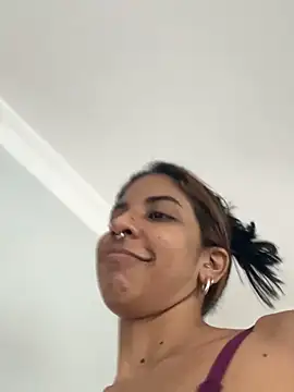 VioletaHills  online show from 04/11/26, 12:20