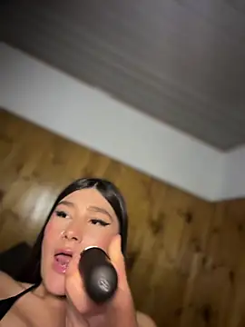 Miss Dani online show from 04/11/26, 07:45