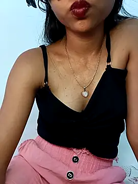 MidnightLoversX online show from 05/05/26, 11:51