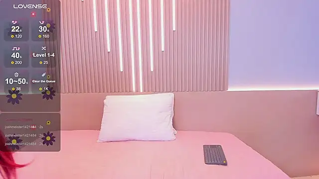 Zoee cute  online show from 03/21/26, 01:16