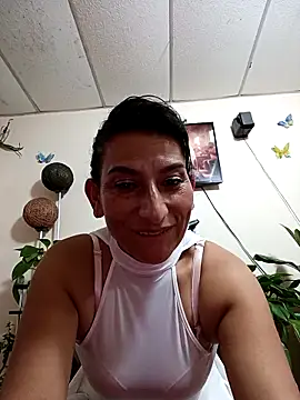 Lucia Rios online show from 04/11/26, 12:15