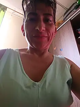 Lucia Rios online show from 05/19/26, 09:32