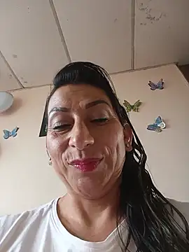 Lucia Rios online show from 07/17/26, 10:03