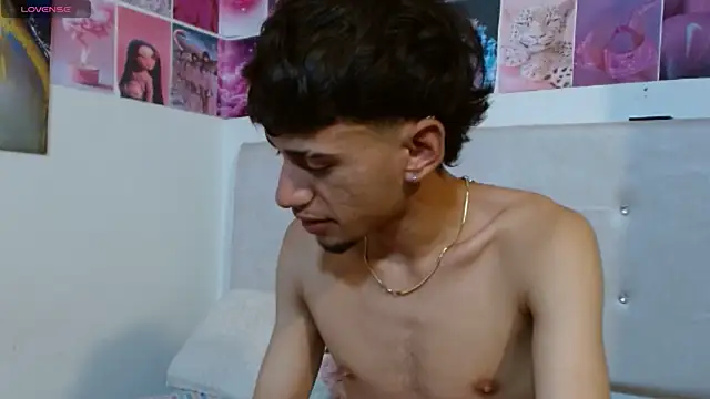 Snapshot of golden_raiden_12 chatting on 03/27/26, 01:55 golden raiden 12 online show from 03/27/26, 01:55