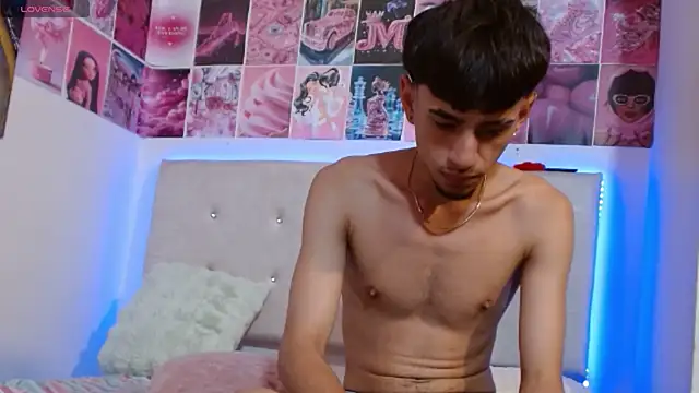 Snapshot of golden_raiden_12 chatting on 03/29/26, 04:18 golden raiden 12 online show from 03/29/26, 04:18