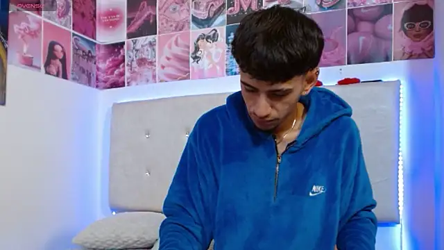 Snapshot of golden_raiden_12 chatting on 03/31/26, 03:12 golden raiden 12 online show from 03/31/26, 03:12