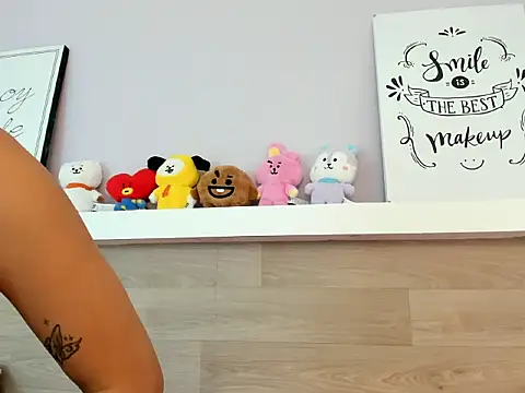 EmmaSanchez  online show from 04/05/26, 08:06