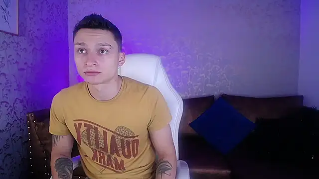 DIEGO JONES online show from 04/14/26, 01:17