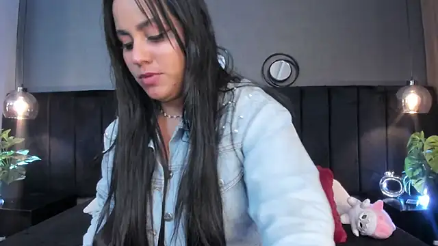 alejandra  garcia online show from 05/13/26, 03:26