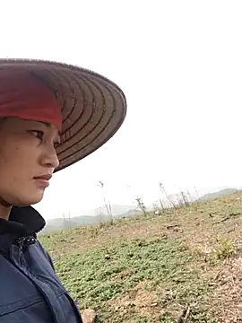 Lilinn  online show from 04/11/26, 12:59