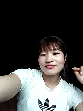 Lilinn  online show from 04/28/26, 03:22