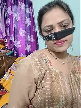 Beauty-3 online show from 05/18/26, 03:24