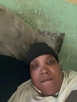 friendlybitch22 online show from 04/08/26, 03:34