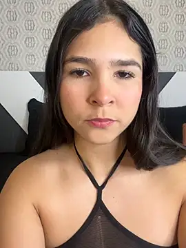 Snapshot of Lulu_Mei_ chatting on 04/08/26, 11:32 Lulu Mei online show from 04/08/26, 11:32